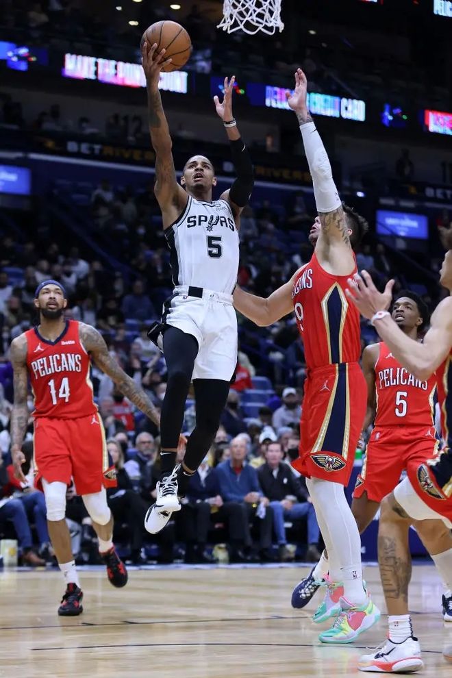 星空体育下载加时末段体能课后，瓦伦西亚调整名单备战全明星赛，质疑声仍在，年轻球员得到机会的简单介绍